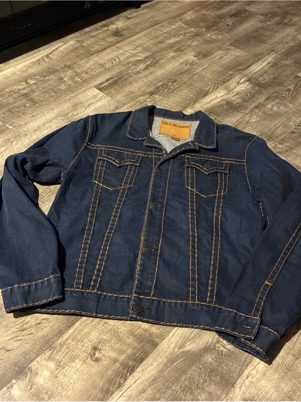 True Religion Men’s Denim Trucker Jacket XXL Big T Thick Stitch Blue Button Up